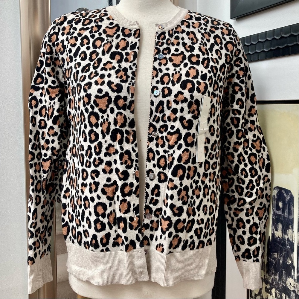 New leopard print cardigan with abalone buttons